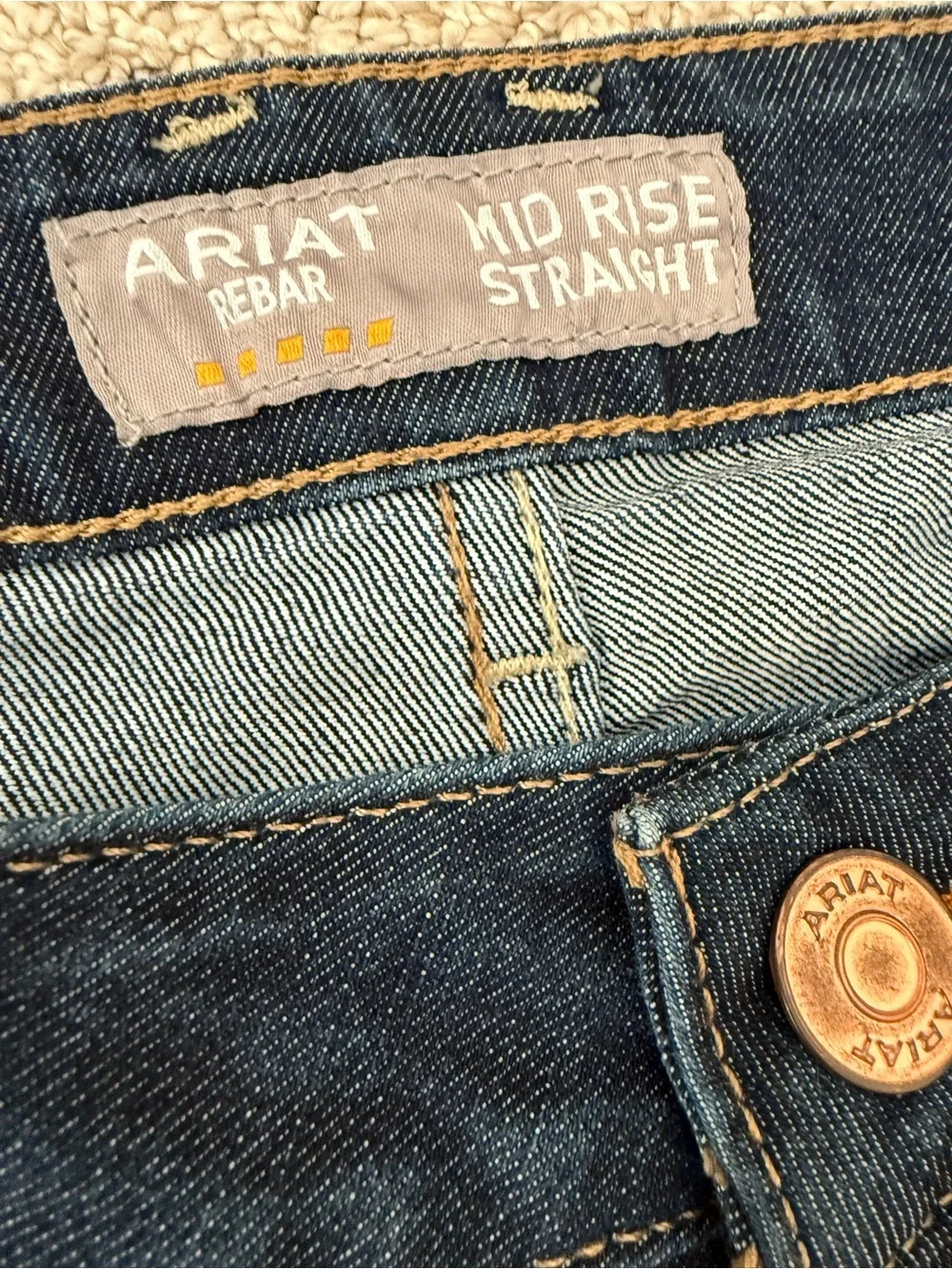 Ariat Rebar Mid Rise Straight Dark Wash Sz 33R Ladies - Picture 3 of 12